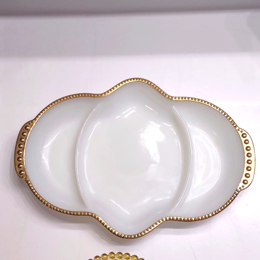 1950s Oven Fire- King Ware No. 2 divided platter